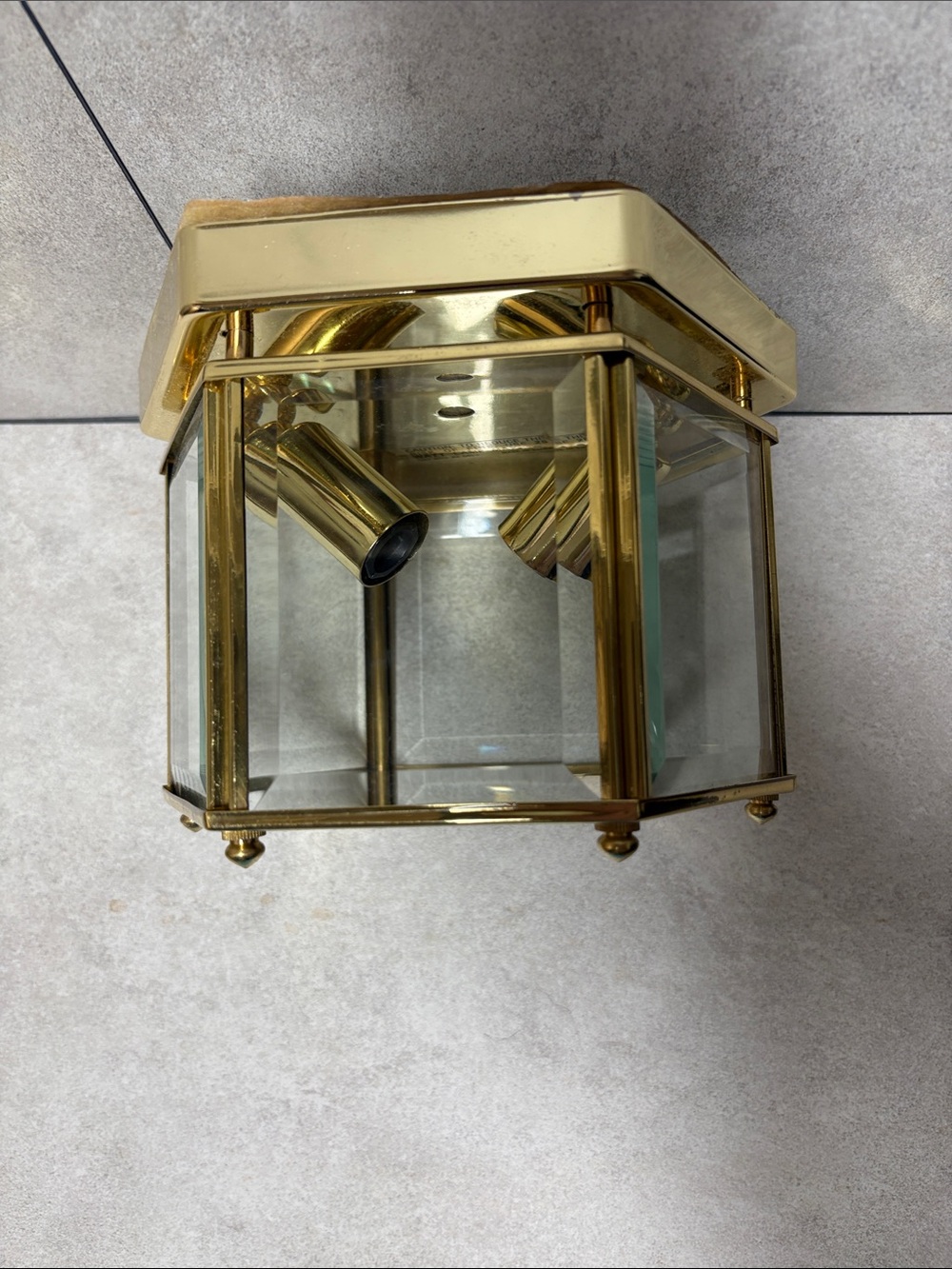 Ceiling light fixture - Picture 7 of 11
